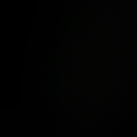 Please let me know in the comments - Picture 1 of 1